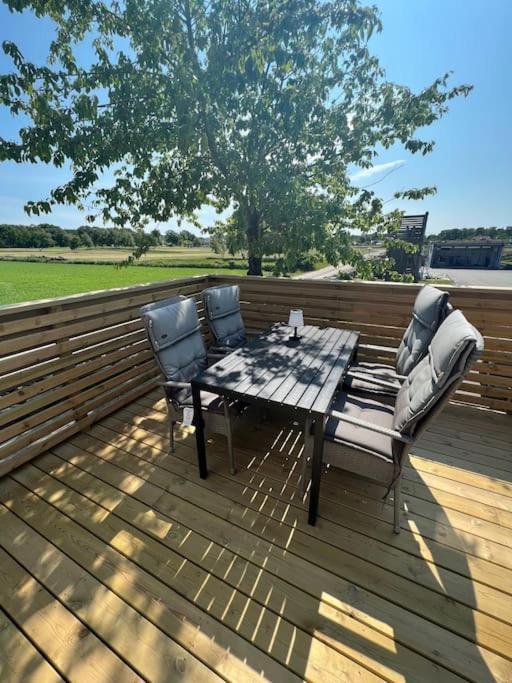 Attefallhus Blixtorps Golfbana Varberg Bagian luar foto